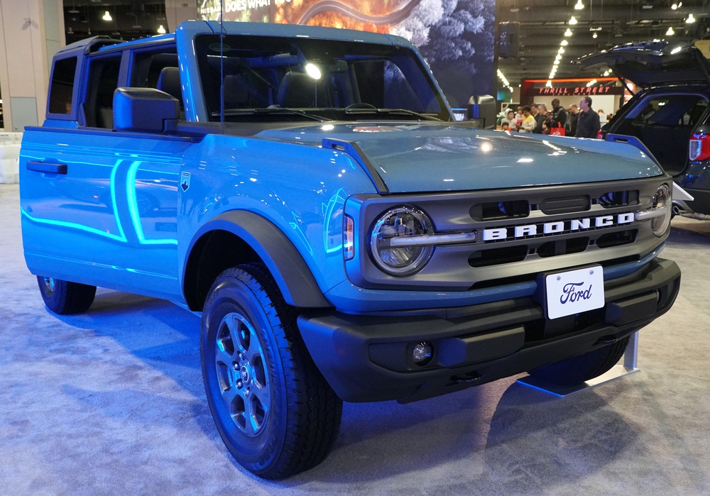 Ford Bronco Grabber Blue Bold Color With Iconic Appeal