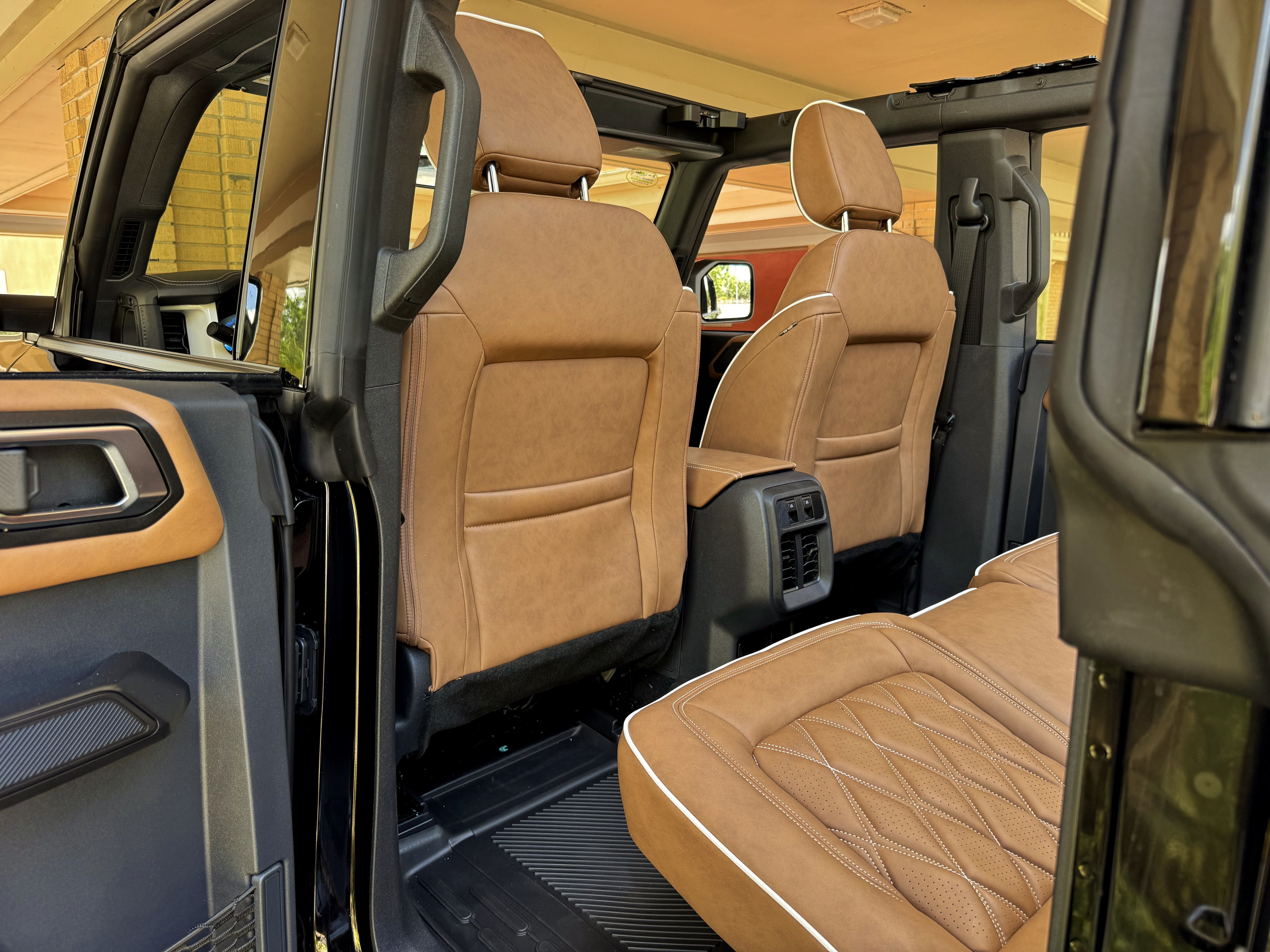 2025 Ford Bronco Outer Banks V6 Luxury Package Hard Top Custom Lifted Matte Black