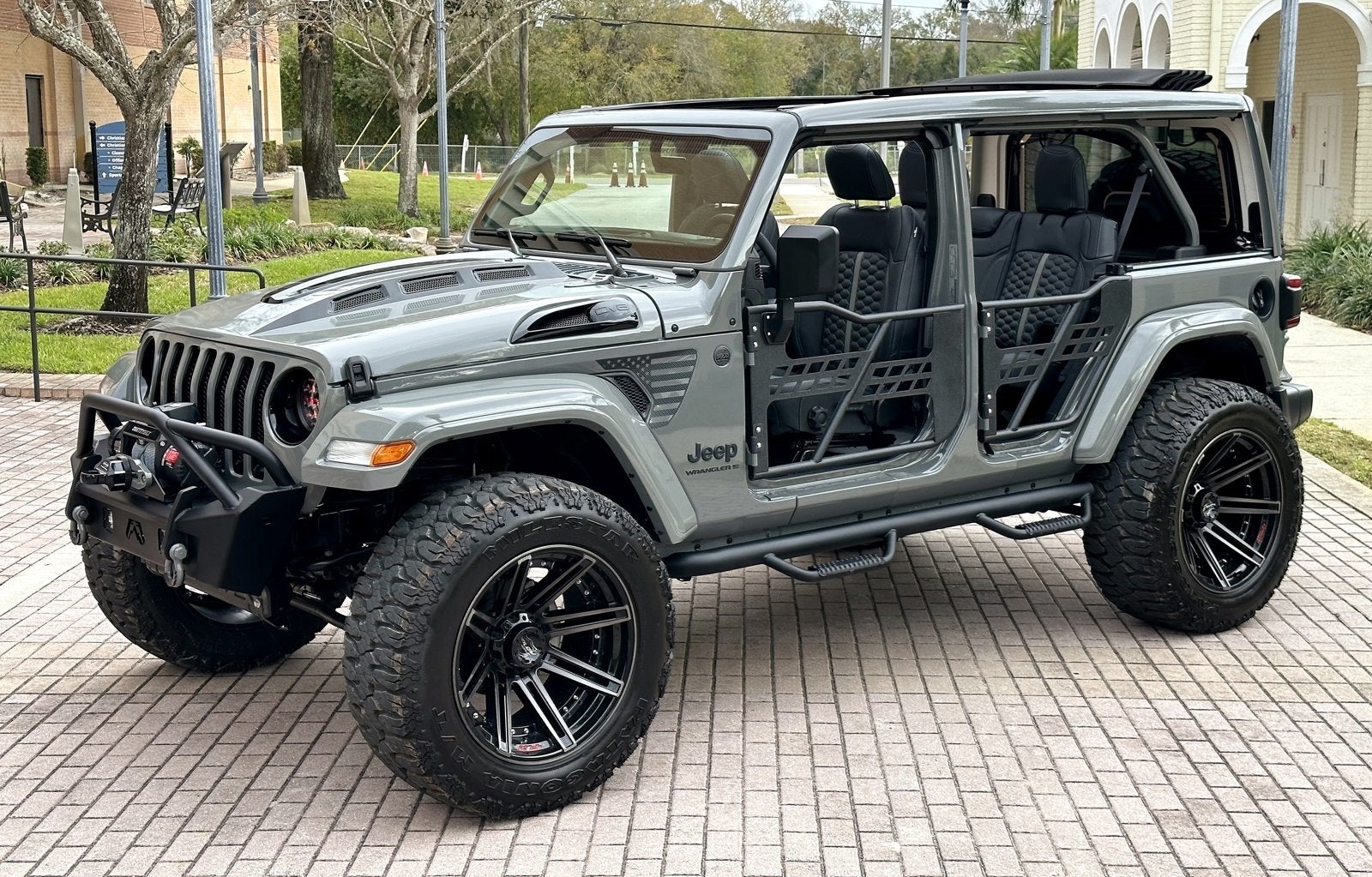 2023 Jeep Wrangler Unlimited One Touch Power Top Sky Top