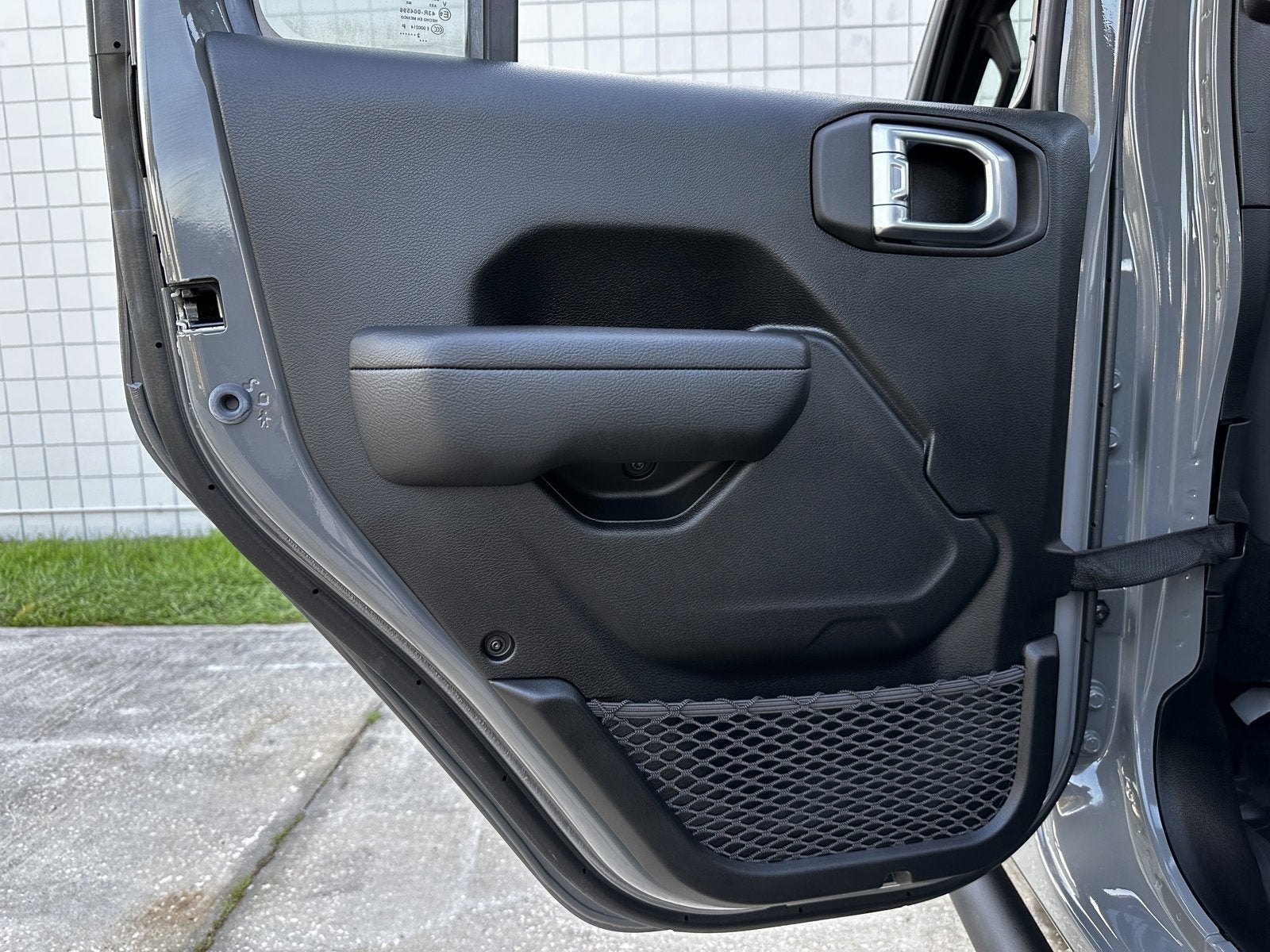 2023 Jeep Wrangler Unlimited One Touch Power Top Sky Top