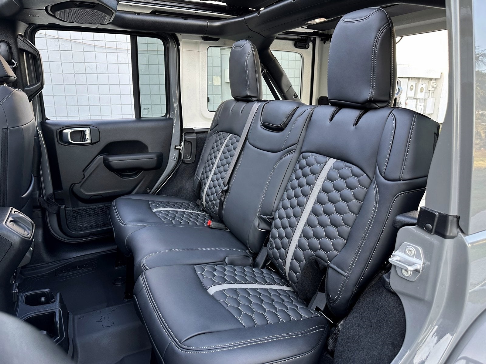 2023 Jeep Wrangler Unlimited One Touch Power Top Sky Top
