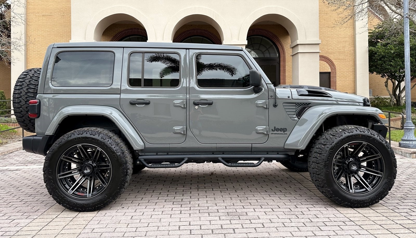 2023 Jeep Wrangler Unlimited One Touch Power Top Sky Top