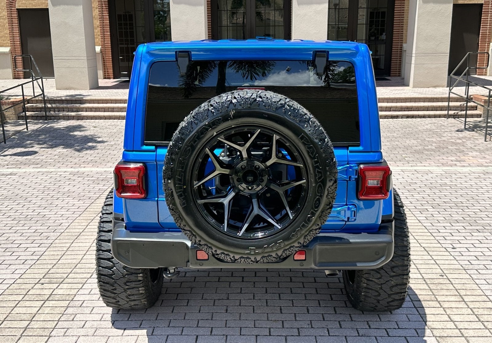 2022 Jeep Wrangler Unlimited Sahara Hard Top 4x4 Custom Lifted