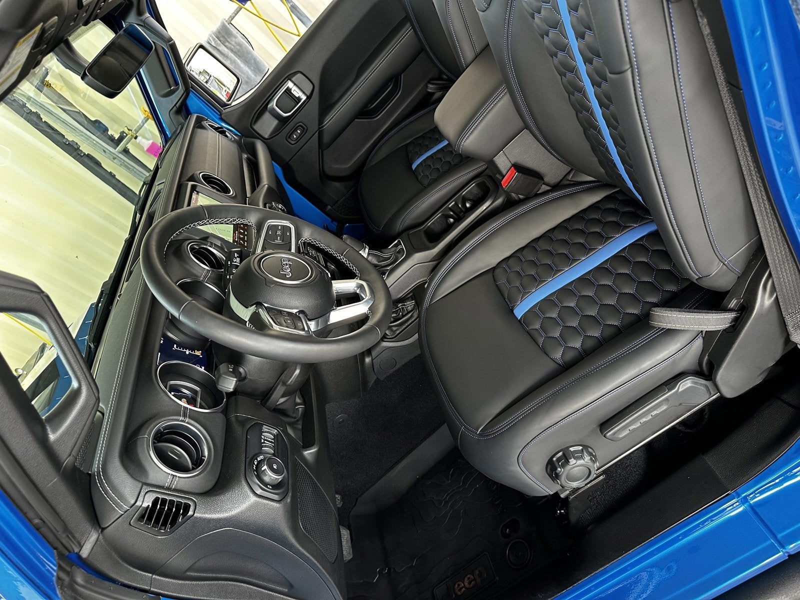 2022 Jeep Wrangler Unlimited Sahara Hard Top 4x4 Custom Lifted