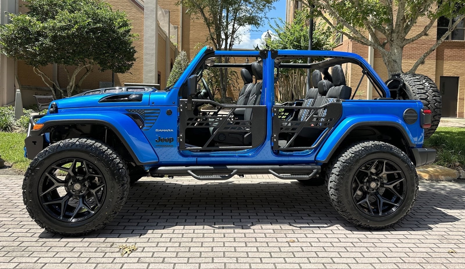 2022 Jeep Wrangler Unlimited Sahara Hard Top 4x4 Custom Lifted