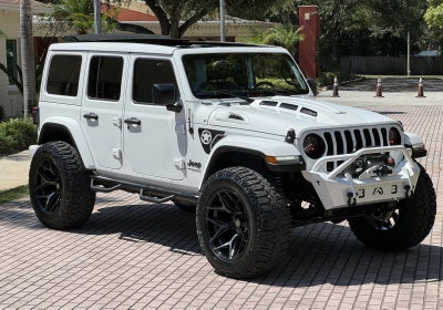 2022 Jeep Wrangler Unlimited Sahara Altitude Sky Top