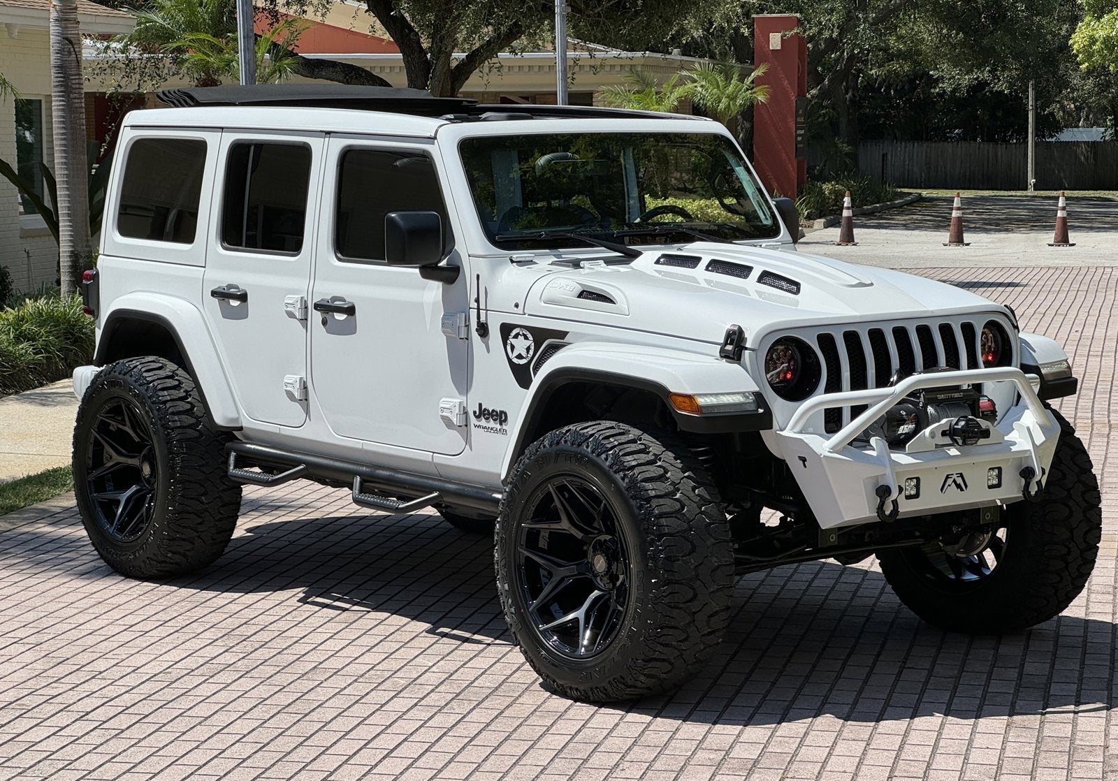 2022 Jeep Wrangler Unlimited Sahara Altitude Sky Top