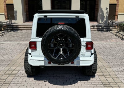 2022 Jeep Wrangler Unlimited Sahara Altitude Sky Top