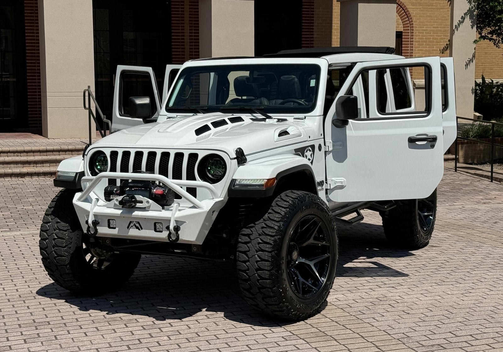 2022 Jeep Wrangler Unlimited Sahara Altitude Sky Top