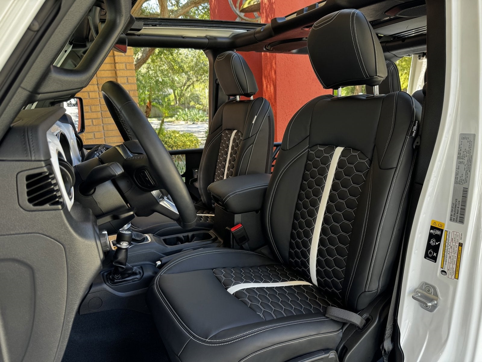 2022 Jeep Wrangler Unlimited Sahara Altitude Sky Top