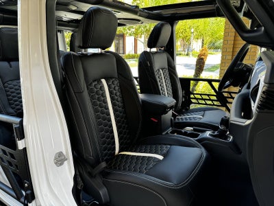 2022 Jeep Wrangler Unlimited Sahara Altitude Sky Top