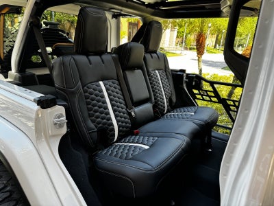 2022 Jeep Wrangler Unlimited Sahara Altitude Sky Top