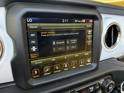 2022 Jeep Wrangler Unlimited Sahara Altitude Sky Top