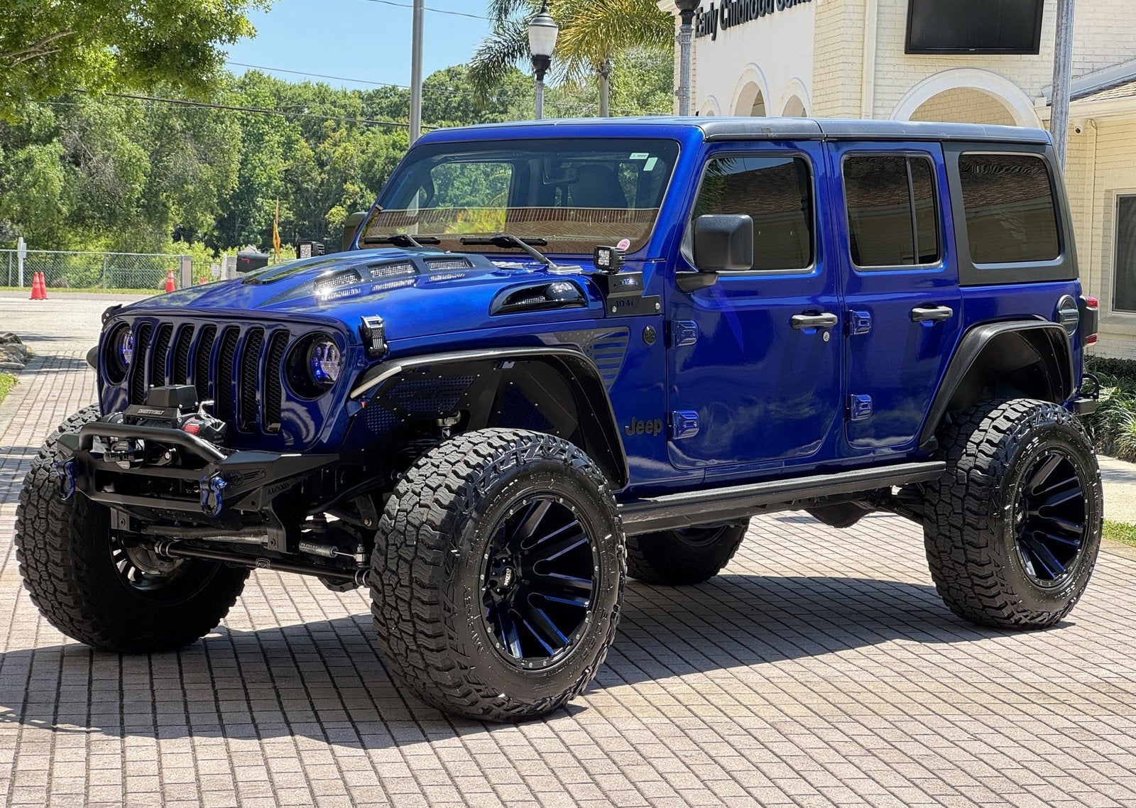 2018 Jeep Wrangler Unlimited Sahara Hard Top 4x4 Custom Lifted