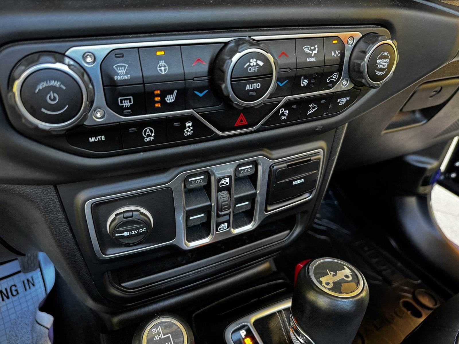 2018 Jeep Wrangler Unlimited Sahara Hard Top 4x4 Custom Lifted