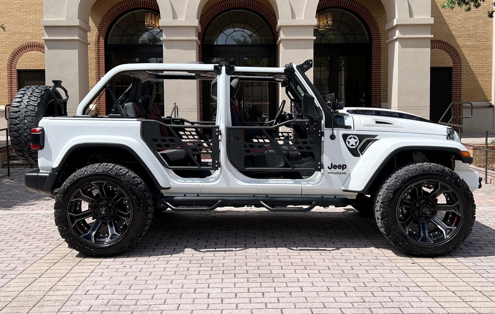 2021 Jeep Wrangler Unlimited Sahara Altitude