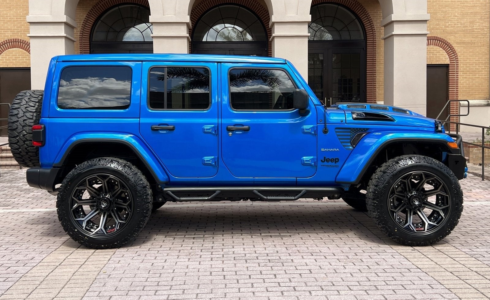 2021 Jeep Wrangler Unlimited Sahara