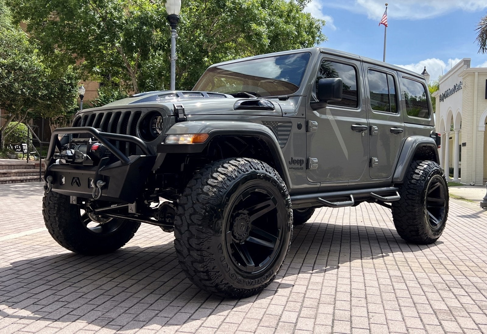 2021 Jeep Wrangler Unlimited Sahara Hard Top 4x4 Custom Lifted
