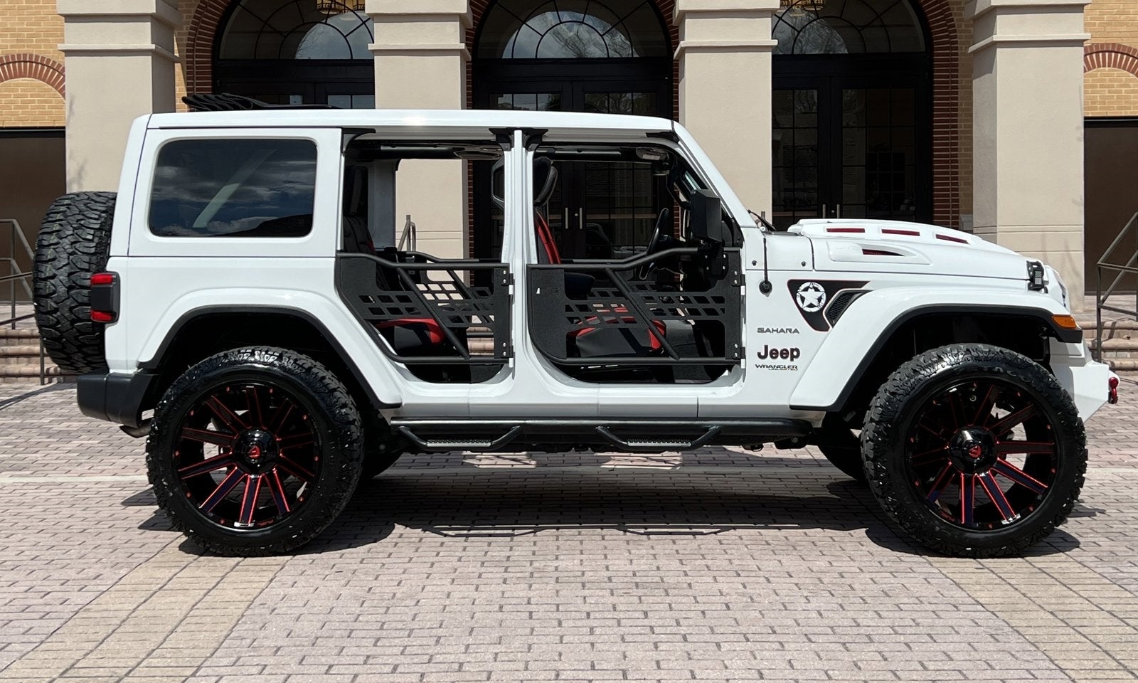 2020 Jeep Wrangler Unlimited Sahara Sky Top 4x4 Custom Lifted