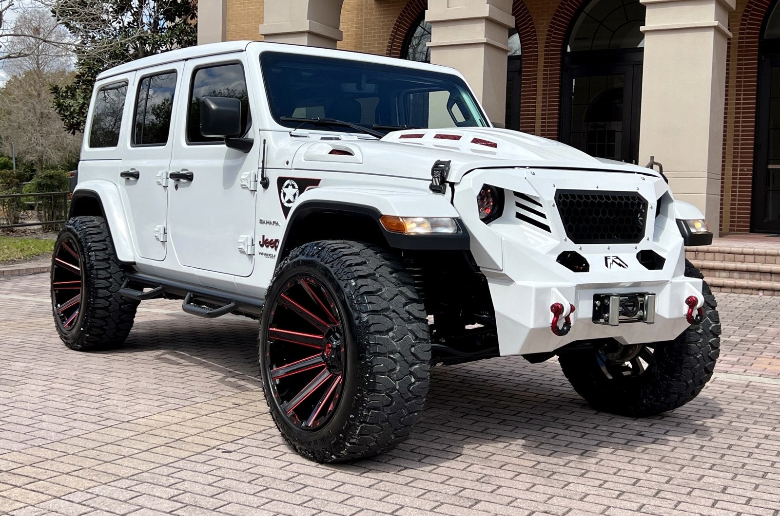 2020 Jeep Wrangler Unlimited Sahara Sky Top 4x4 Custom Lifted