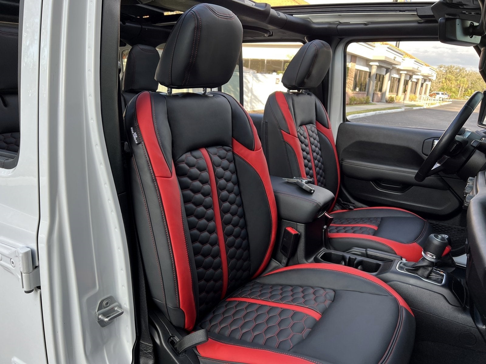 2020 Jeep Wrangler Unlimited Sahara Sky Top 4x4 Custom Lifted