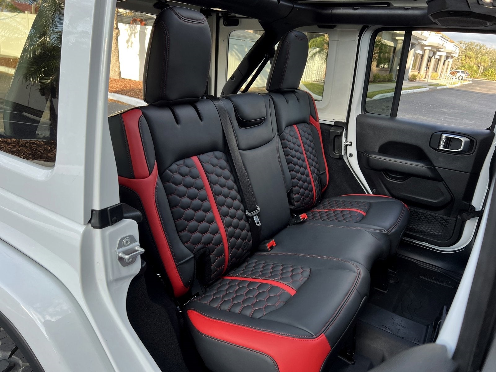 2020 Jeep Wrangler Unlimited Sahara Sky Top 4x4 Custom Lifted