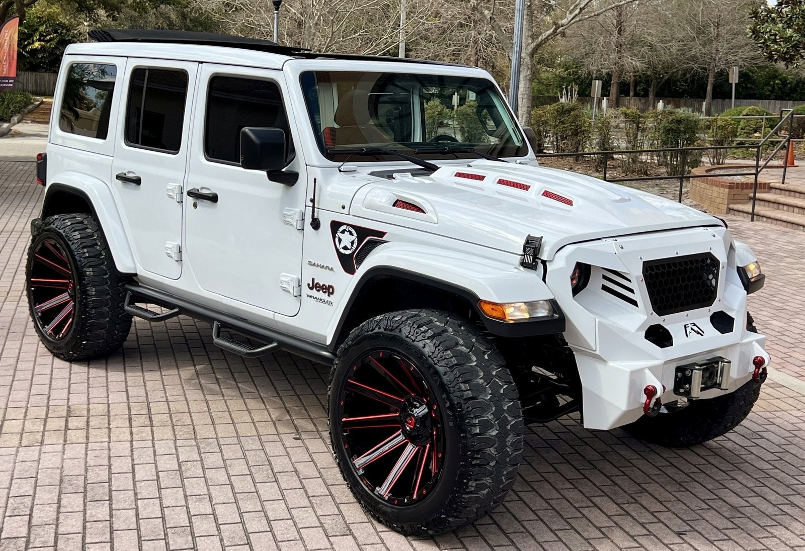 2020 Jeep Wrangler Unlimited Sahara Sky Top 4x4 Custom Lifted