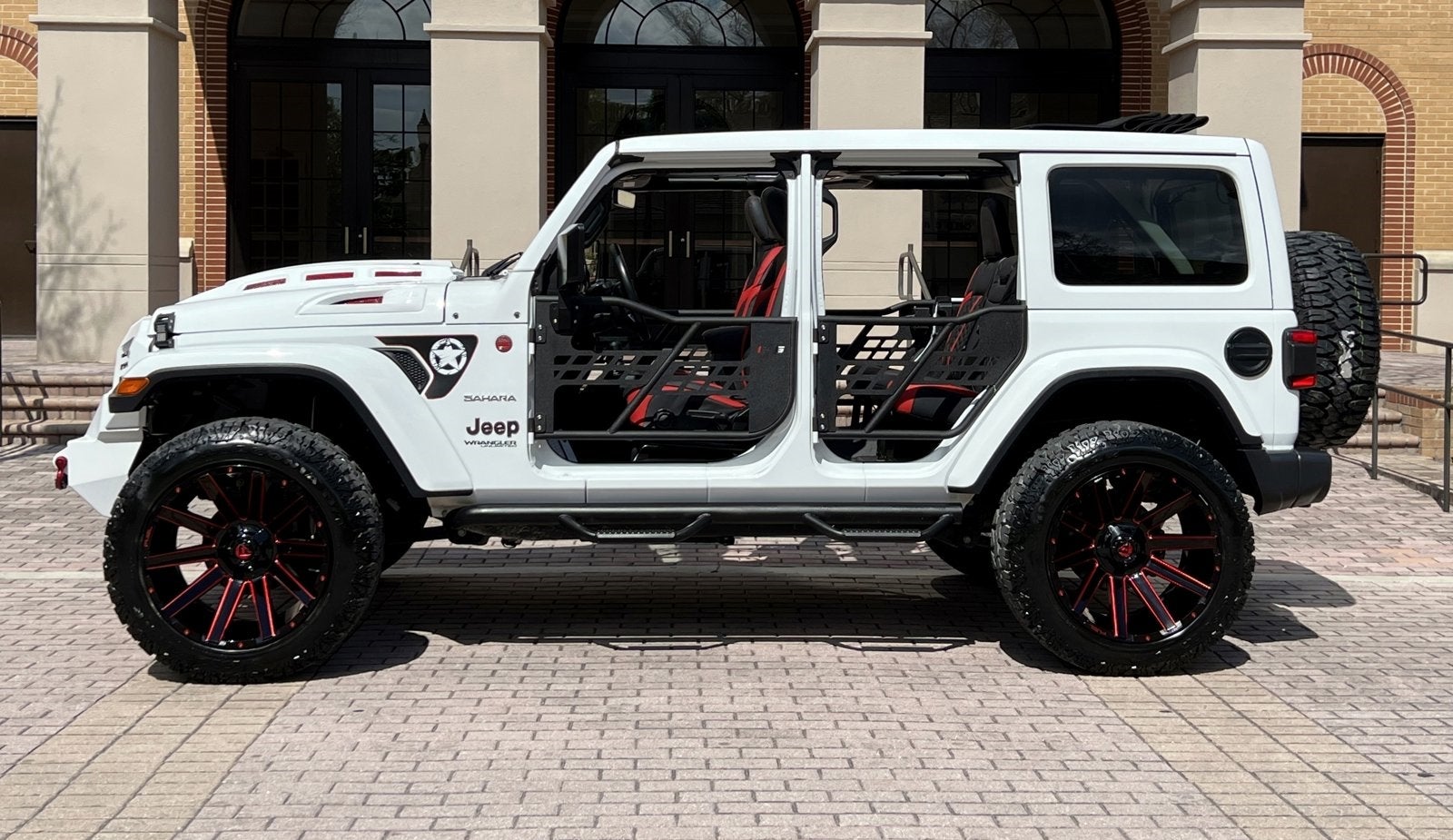 2020 Jeep Wrangler Unlimited Sahara Sky Top 4x4 Custom Lifted