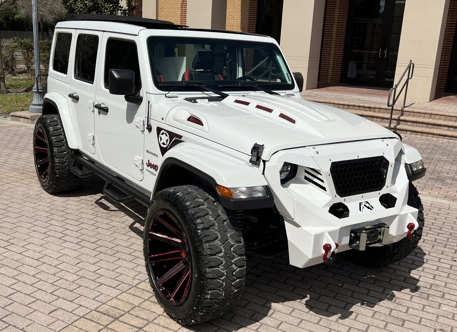 2020 Jeep Wrangler Unlimited Sahara Sky Top 4x4 Custom Lifted