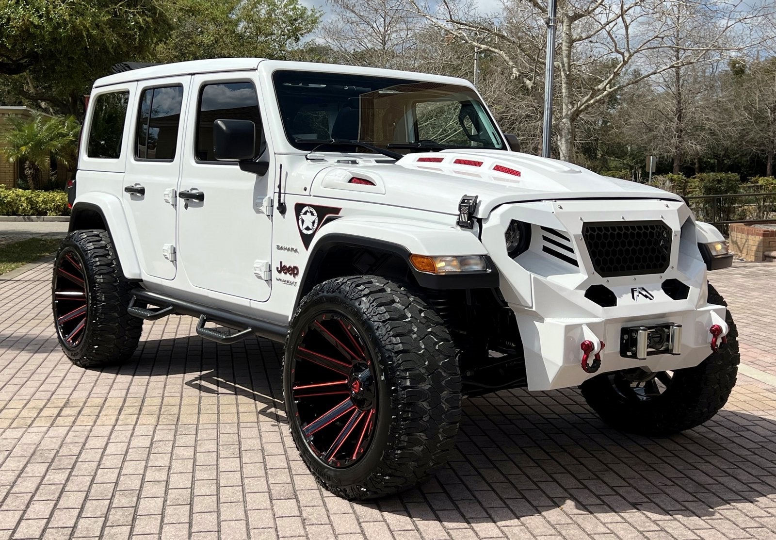 2020 Jeep Wrangler Unlimited Sahara Sky Top 4x4 Custom Lifted