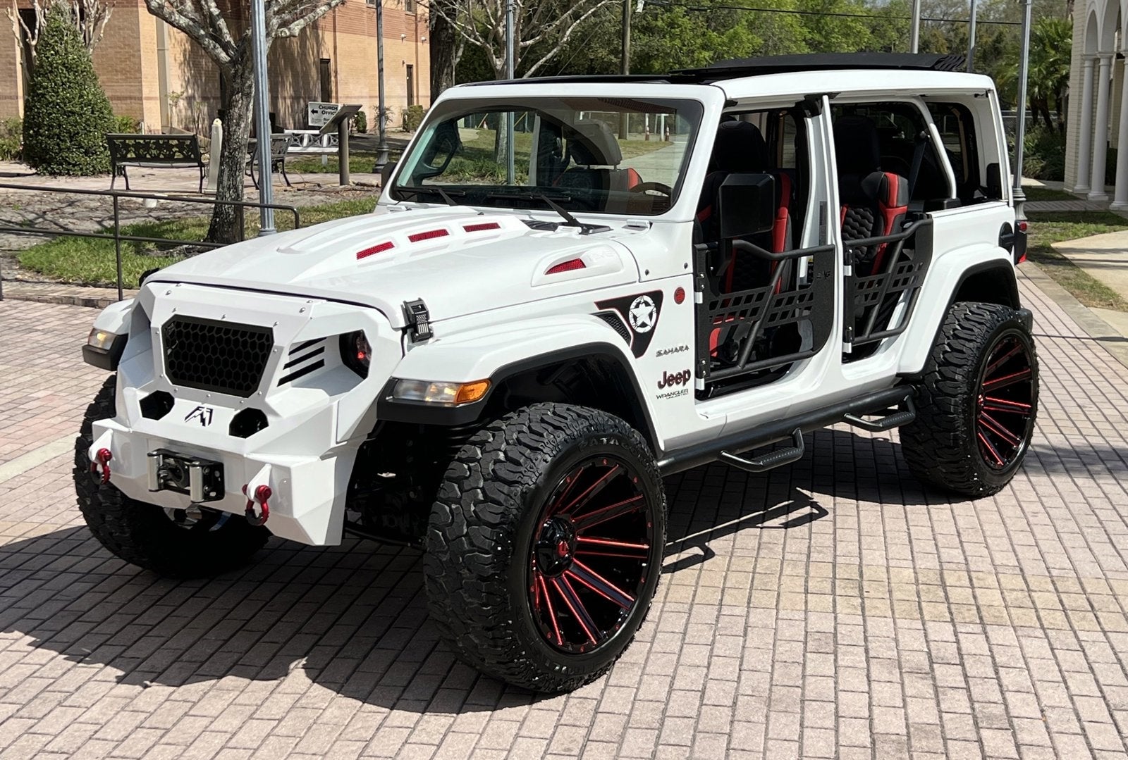 2020 Jeep Wrangler Unlimited Sahara Sky Top 4x4 Custom Lifted