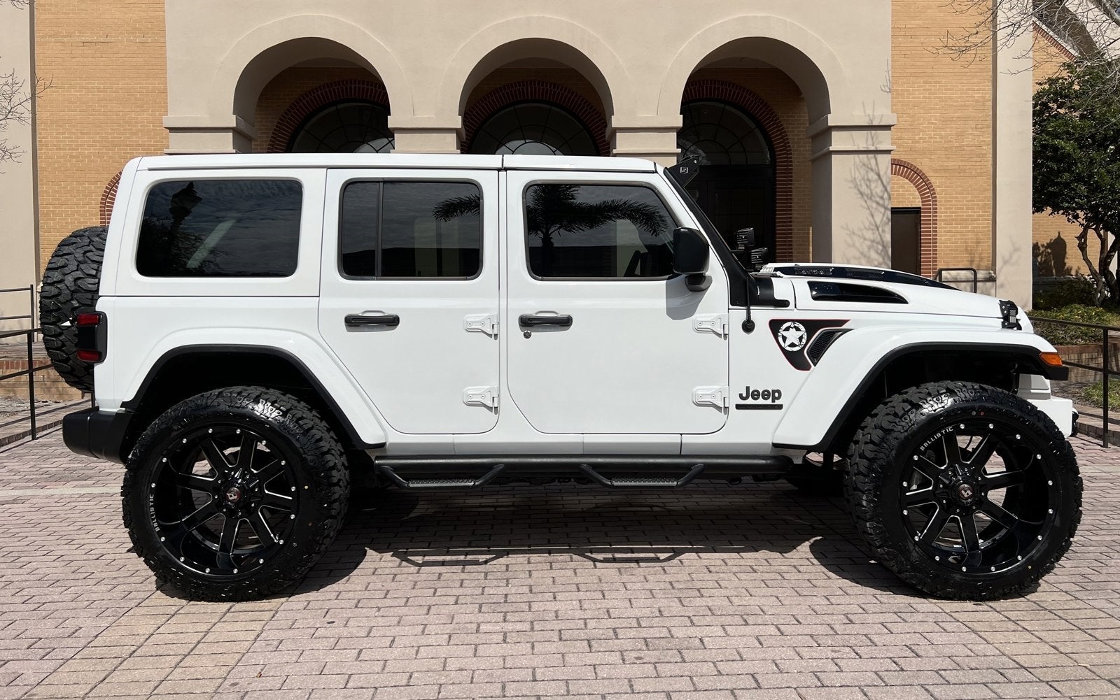 2021 Jeep Wrangler Unlimited Sahara Custom Lifted