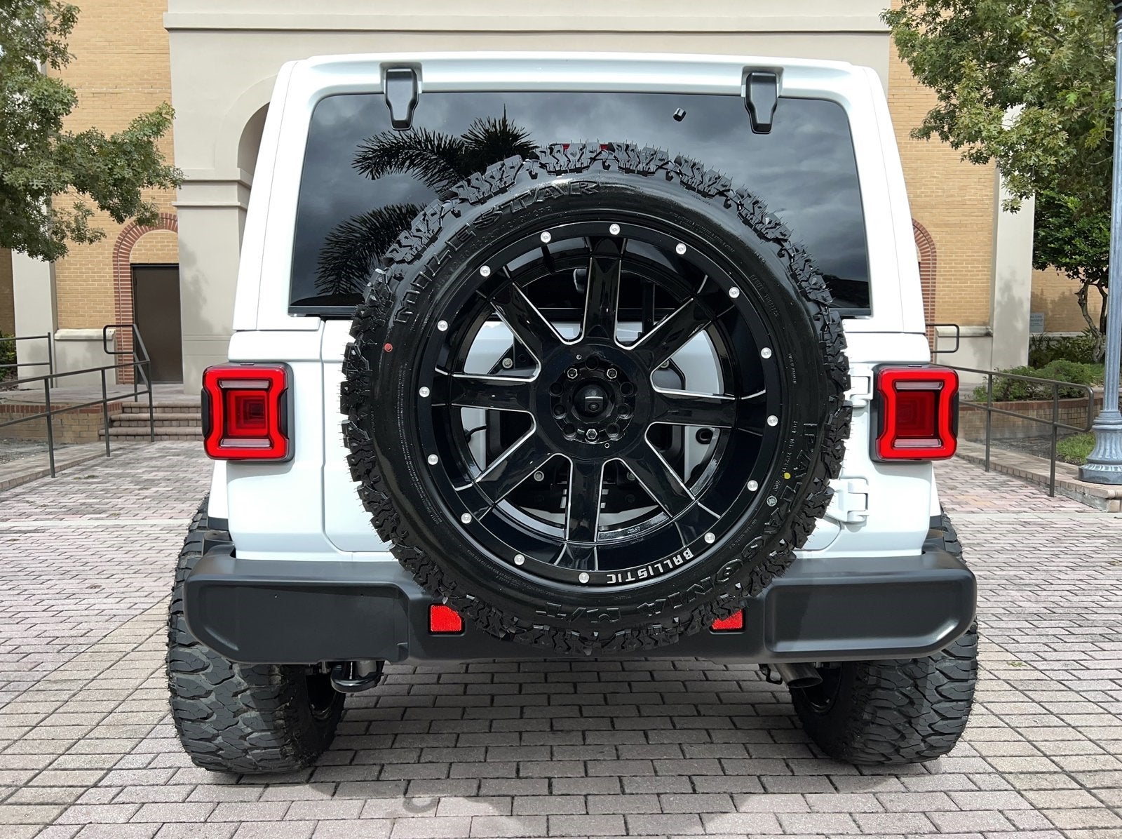 2021 Jeep Wrangler Unlimited Sahara Custom Lifted