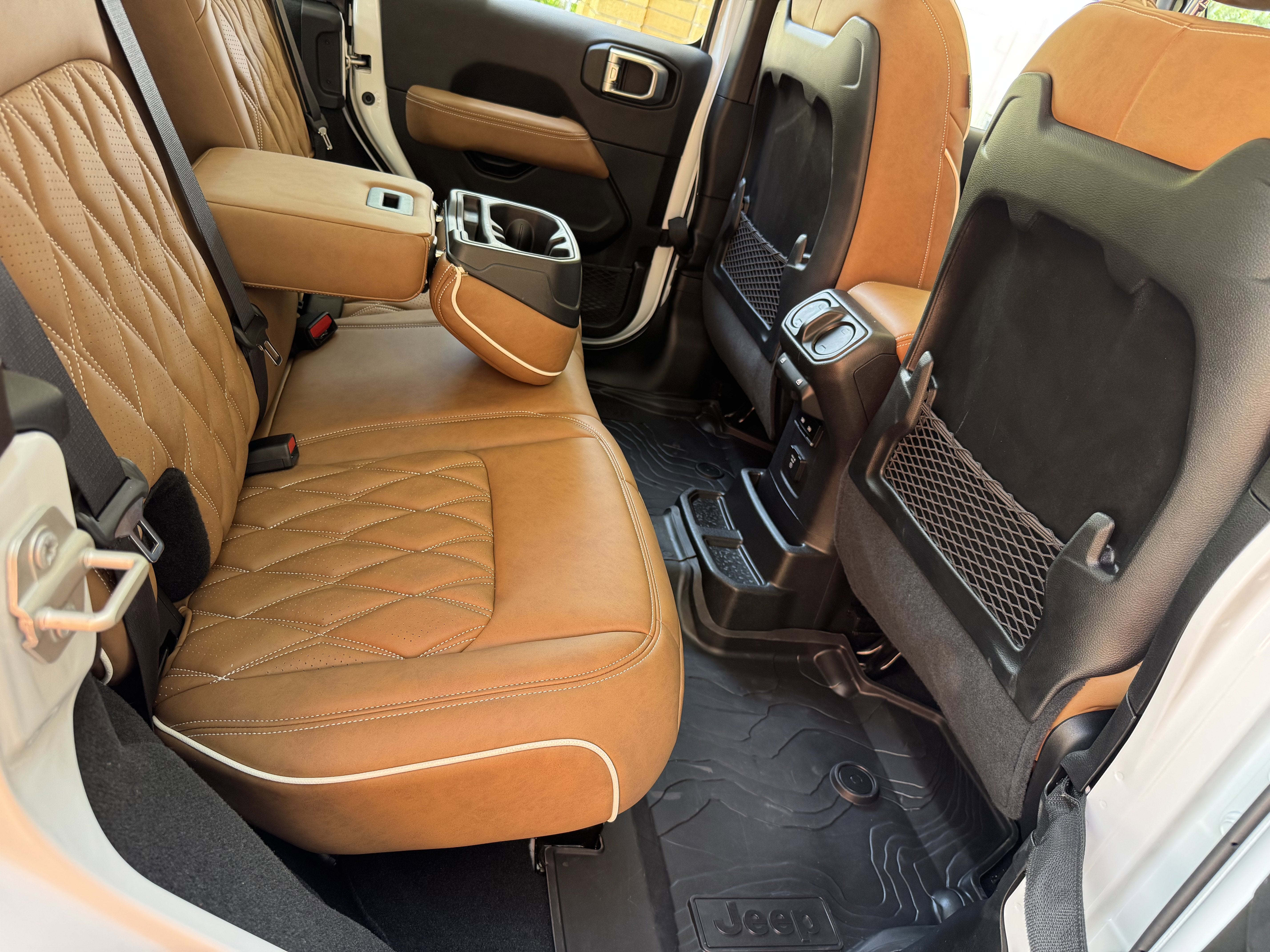 2024 Jeep Wrangler Sahara V6 Hard Top Custom Lifted