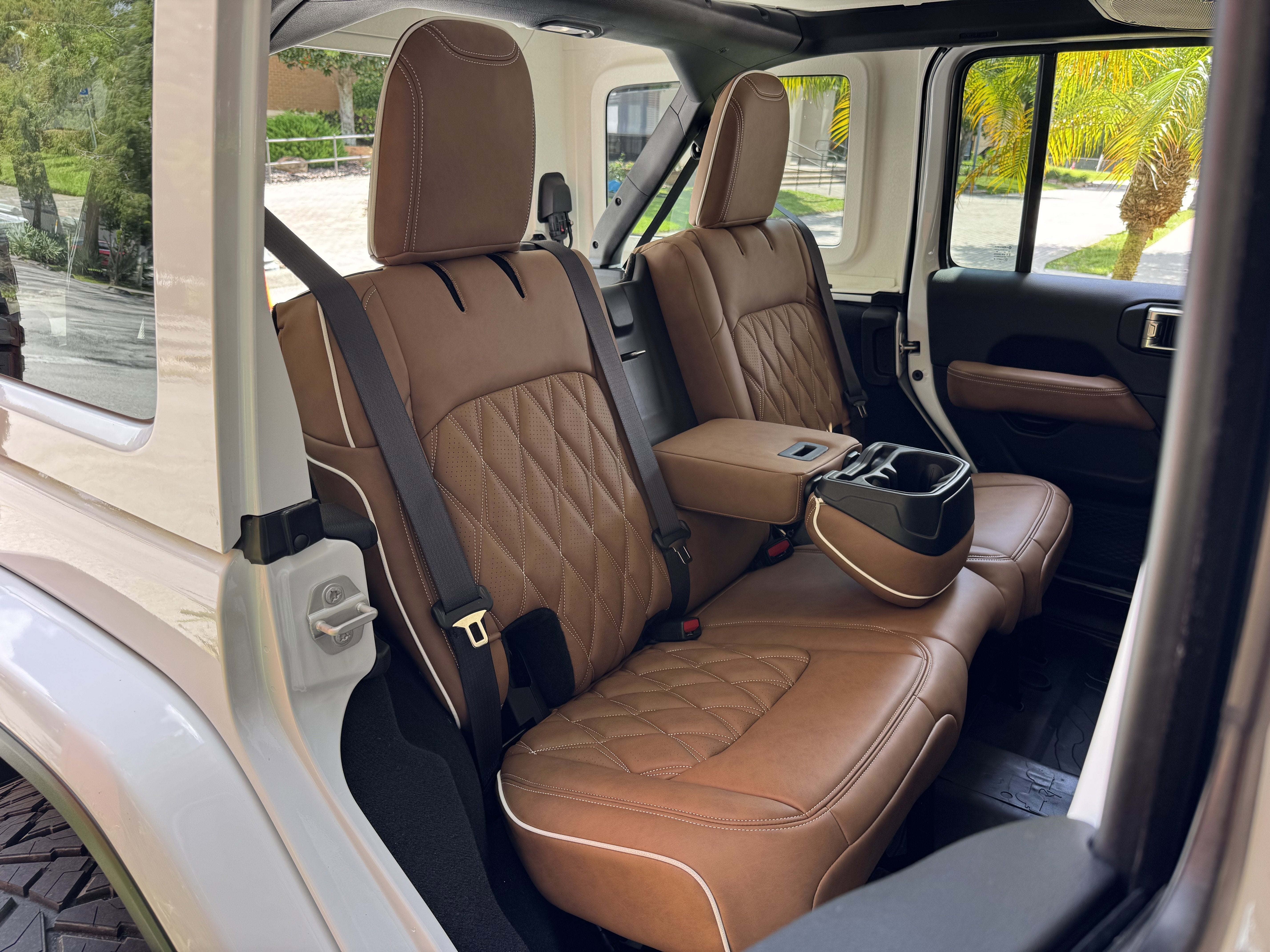 2024 Jeep Wrangler Sahara V6 Hard Top Custom Lifted