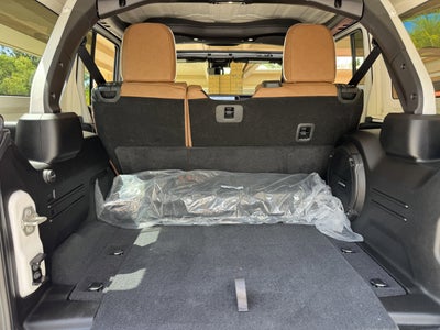 2024 Jeep Wrangler Sahara V6 Hard Top Custom Lifted