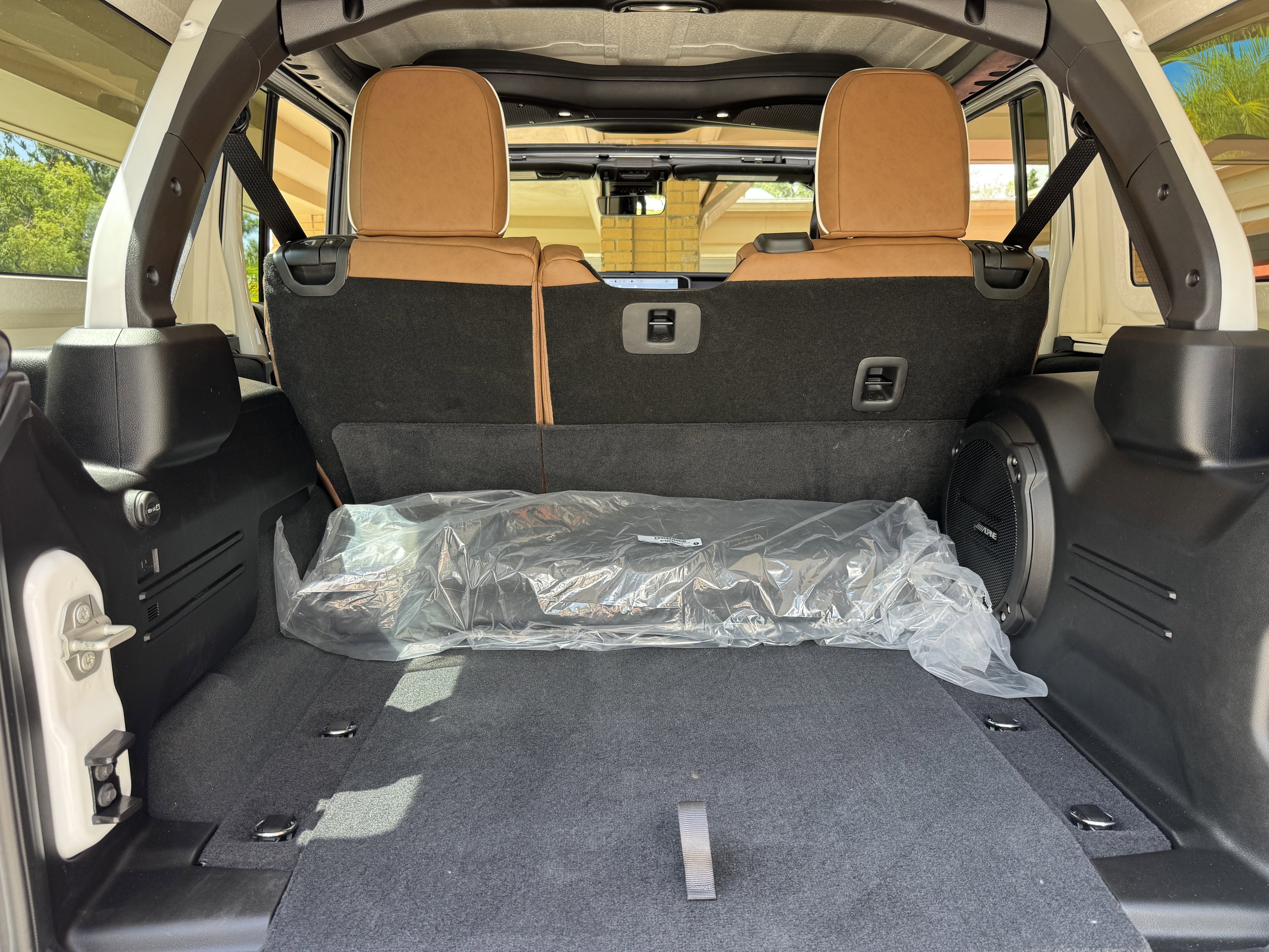 2024 Jeep Wrangler Sahara V6 Hard Top Custom Lifted