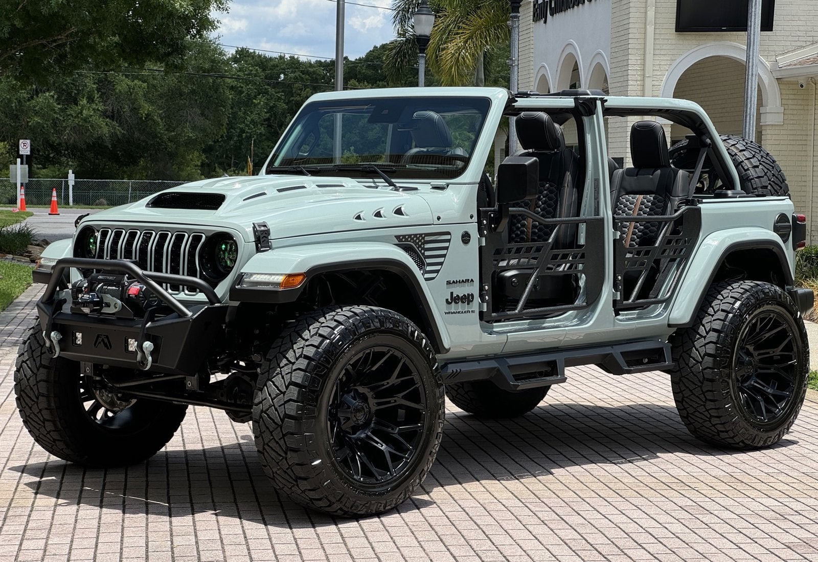 2024 Jeep Wrangler Unlimited Sahara Hard Top
