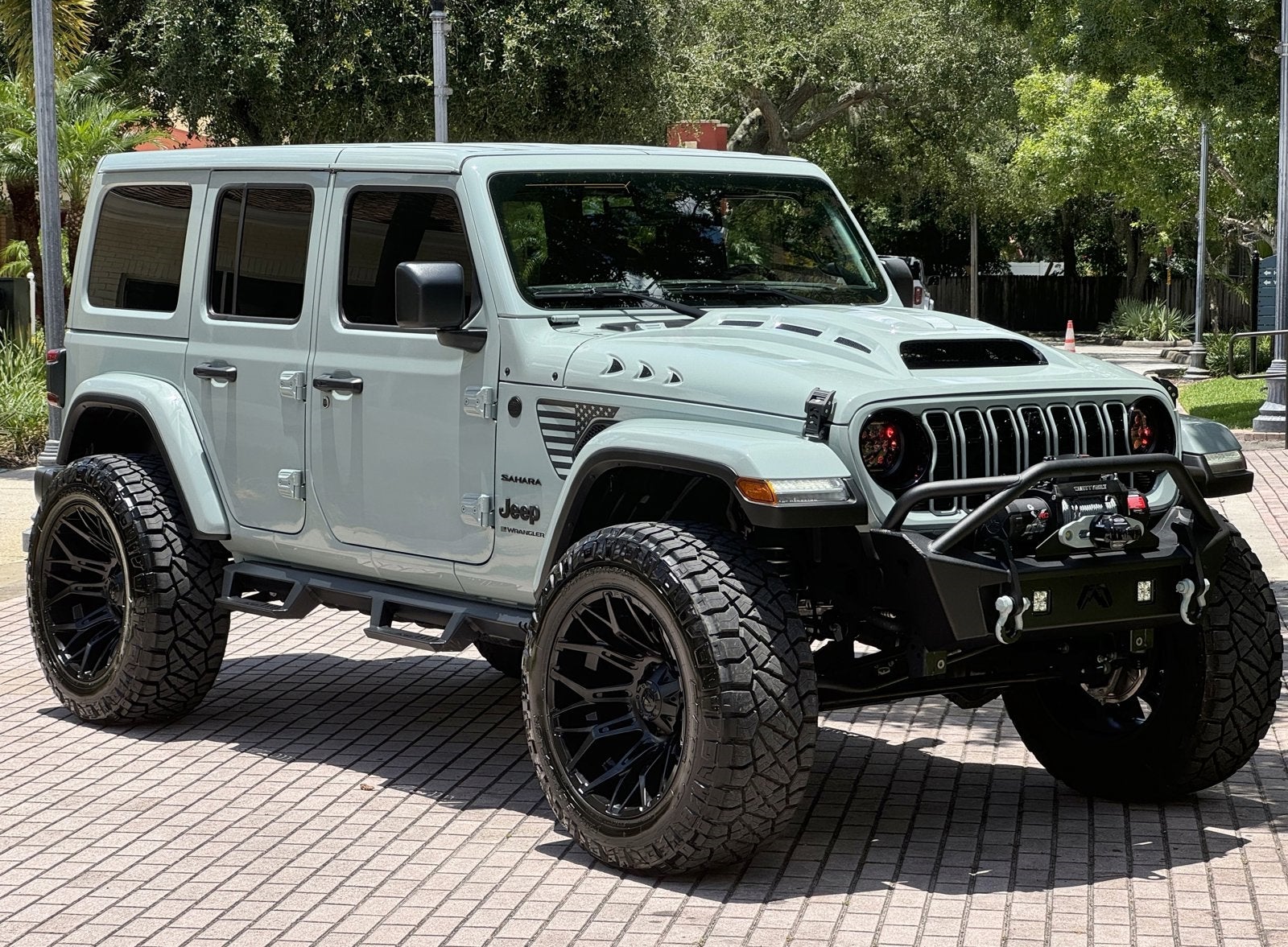 2024 Jeep Wrangler Unlimited Sahara Hard Top