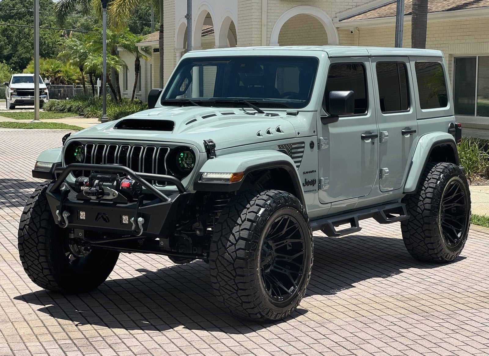 2024 Jeep Wrangler Unlimited Sahara Hard Top