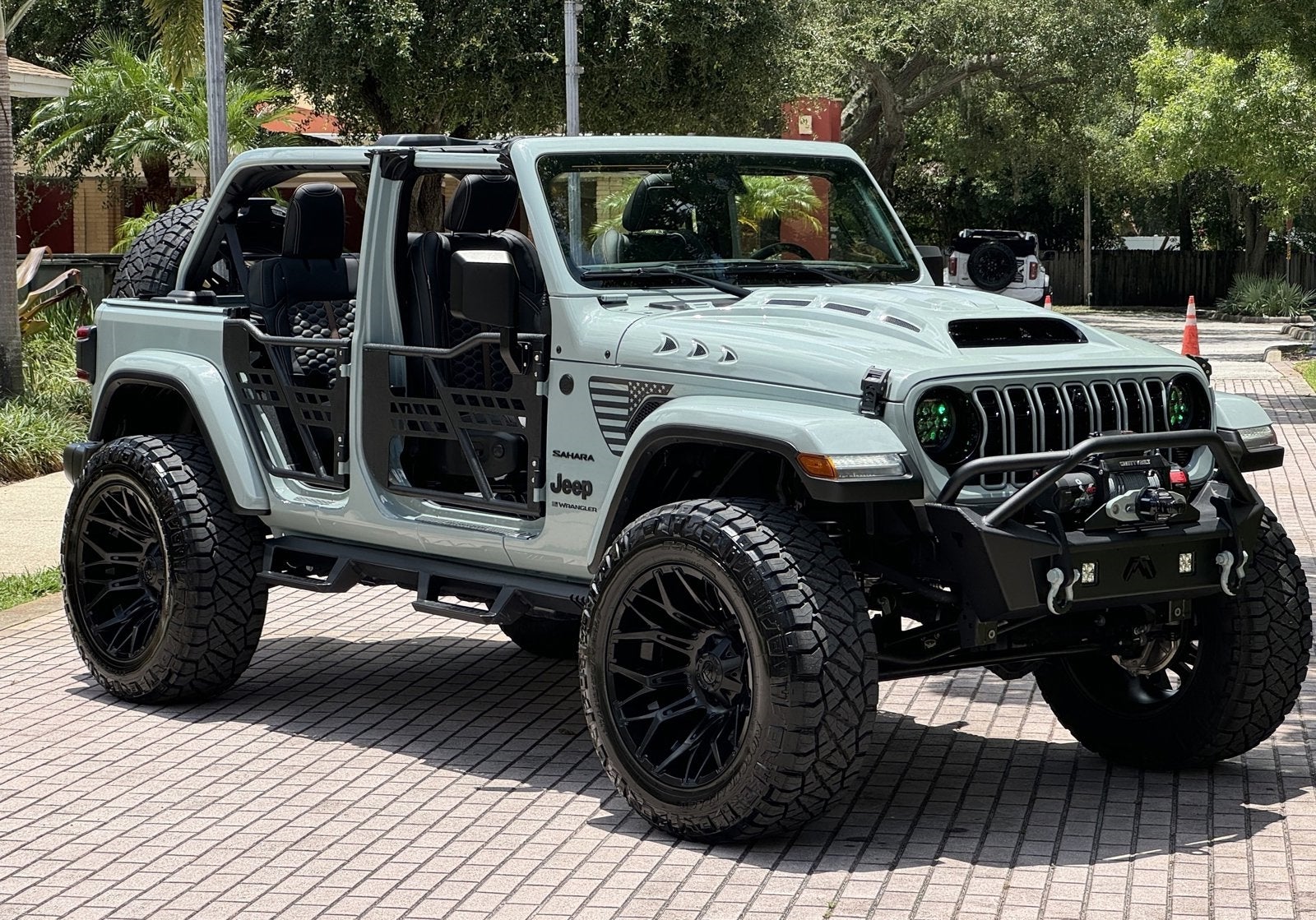 2024 Jeep Wrangler Unlimited Sahara Hard Top