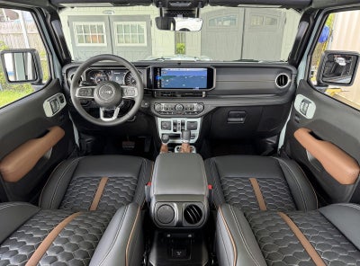 2024 Jeep Wrangler Unlimited Sahara Hard Top