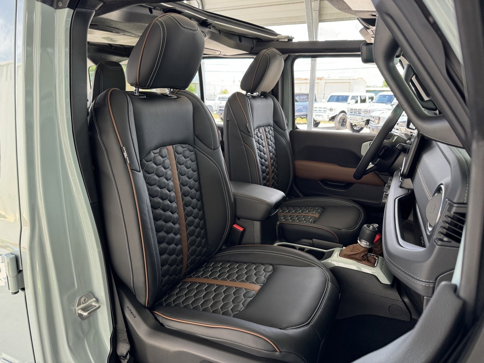 2024 Jeep Wrangler Unlimited Sahara Hard Top