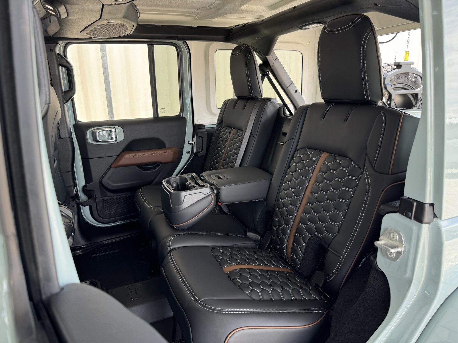 2024 Jeep Wrangler Unlimited Sahara Hard Top