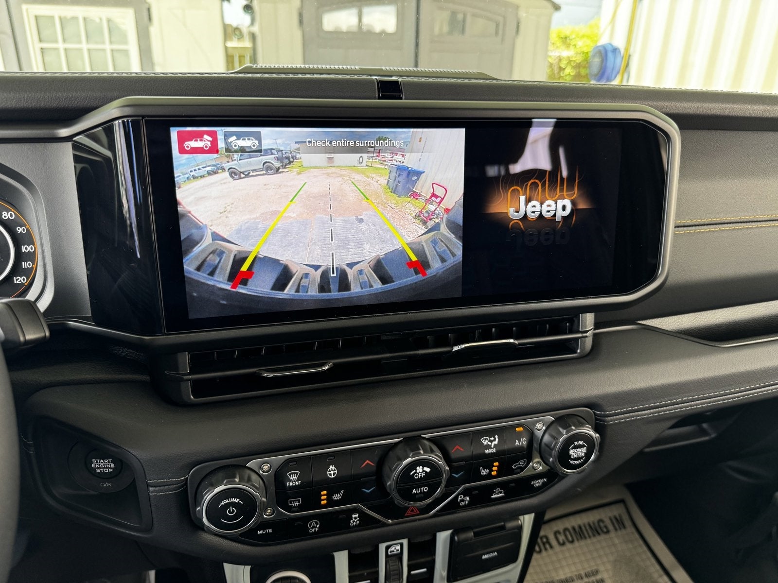 2024 Jeep Wrangler Unlimited Sahara Hard Top