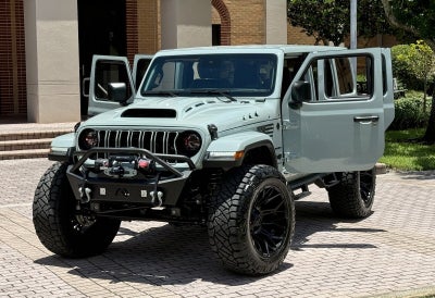 2024 Jeep Wrangler Unlimited Sahara Hard Top