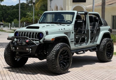 2024 Jeep Wrangler Unlimited Sahara Hard Top