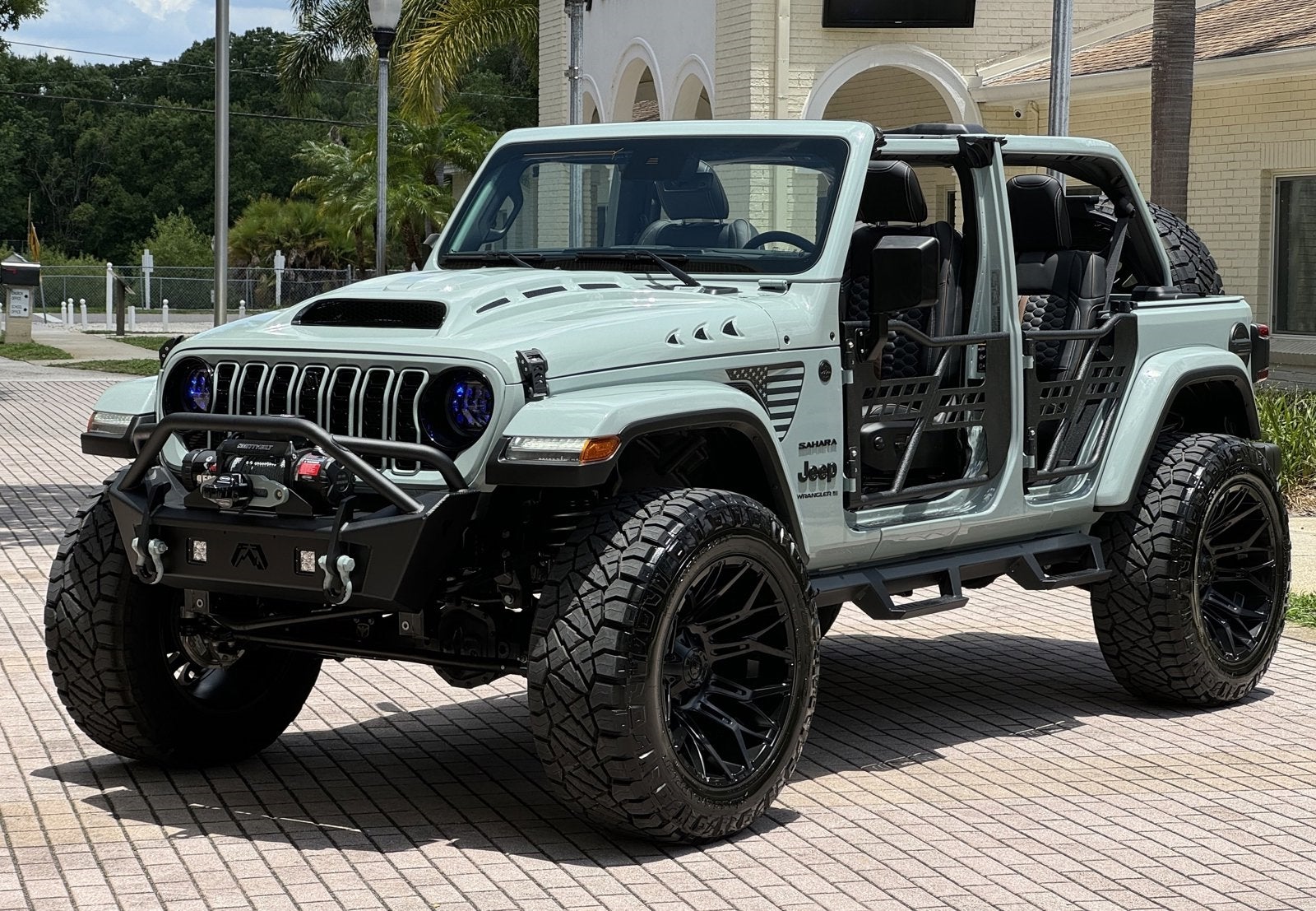 2024 Jeep Wrangler Unlimited Sahara Hard Top