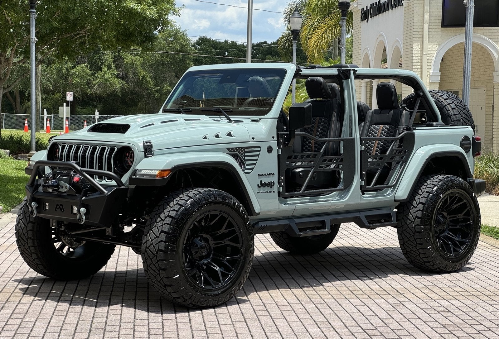 2024 Jeep Wrangler Unlimited Sahara Hard Top