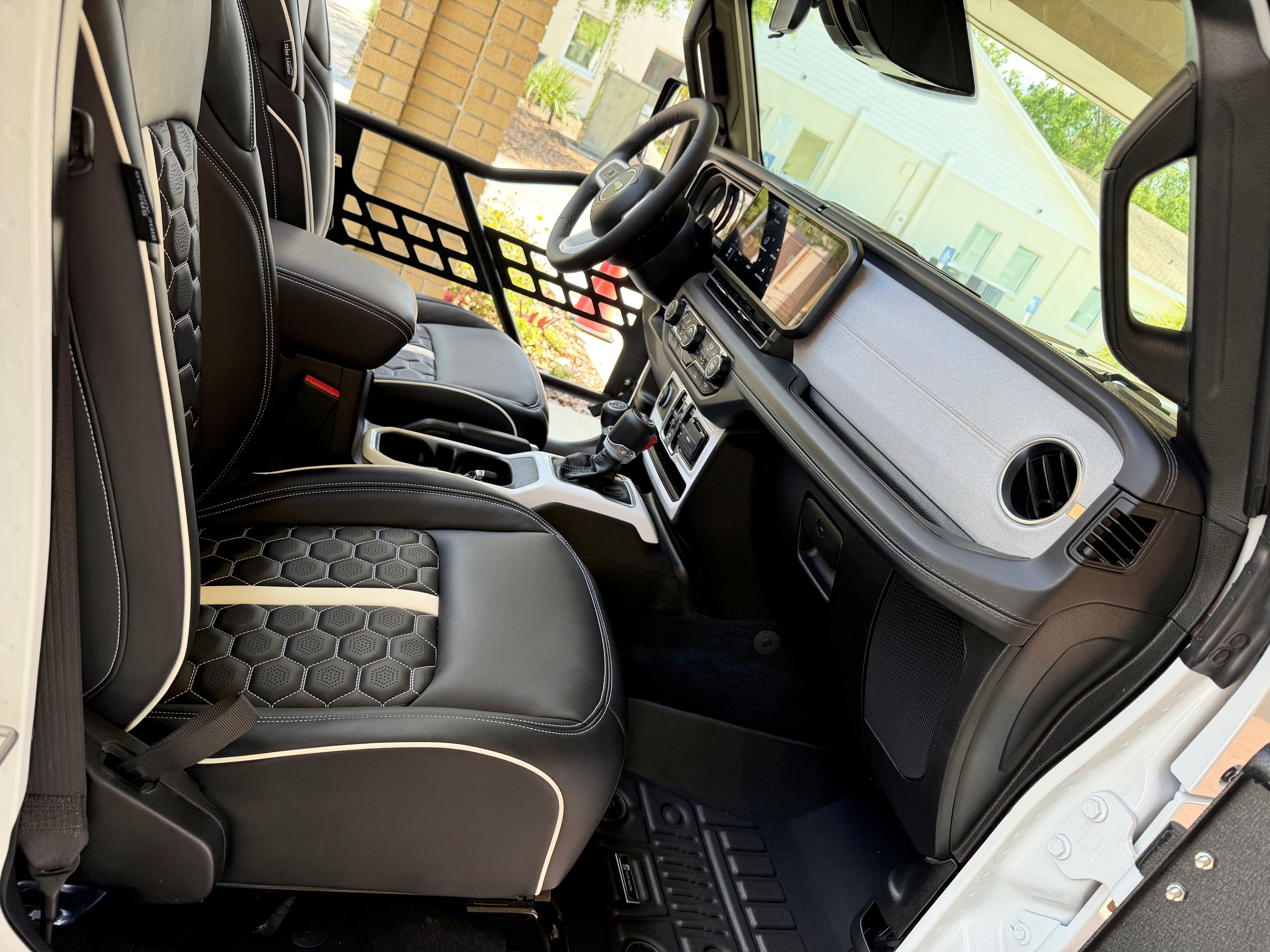 2026 Jeep Wrangler Unlimited Sahara Hard Top Sahara